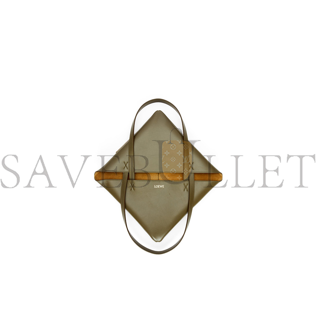 LOEWE MEDIUM PUZZLE FOLD TOTE IN SHINY CALFSKIN A657G50X01 (31.5*25.5*14.5cm) LOEWE MEDIUM PUZZLE FOLD TOTE IN SHINY CALFSKIN A657G50X01 (31.5*25.5*14.5cm)